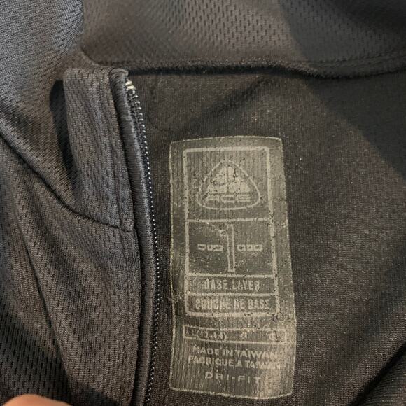 Nike ACG Sweatshirt Womens L Black Dri Fit 1/4 Zip Pullover Mock Neck Baselayer - Picture 7 of 11